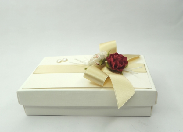 Geschenkschachtel Geldgeschenk Box Deko cremefarben Blüten Hochzeit