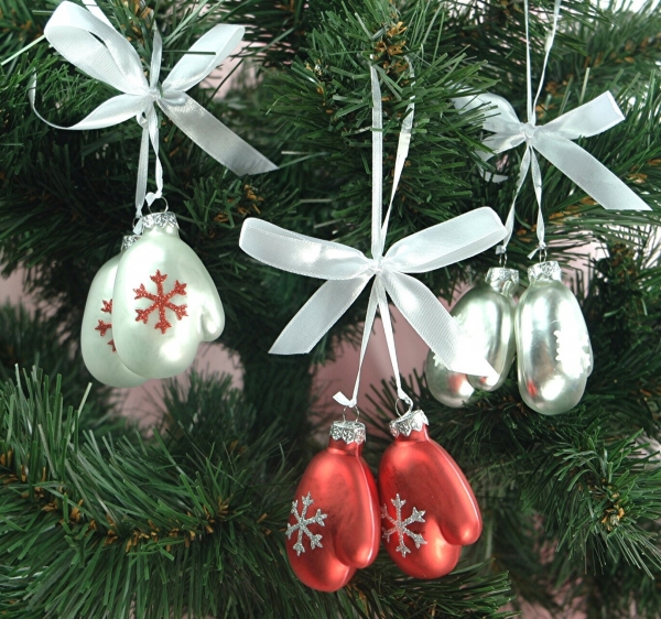 3 Paar Handschuhe Christbaumanhänger Weihnachtsanhänger Weihnachten